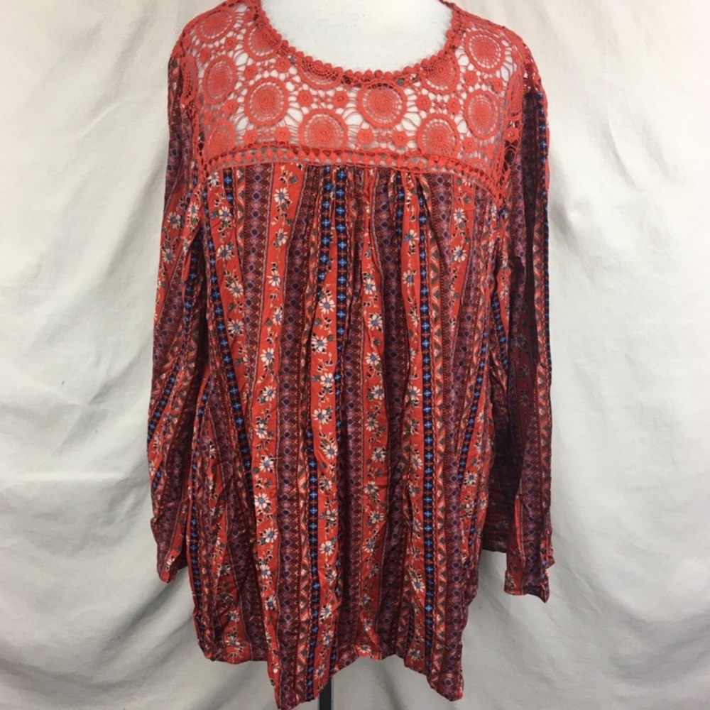 Weekend Suzanne Betro Orange Embroidered Blouse